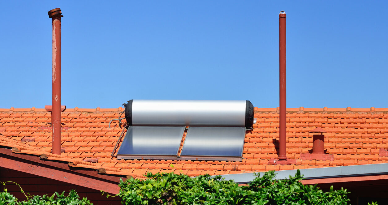 Image-Types of solar hot water systems: Which one should you choose?-786