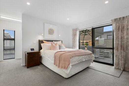 Sleek, Sun-kissed Sanctuary