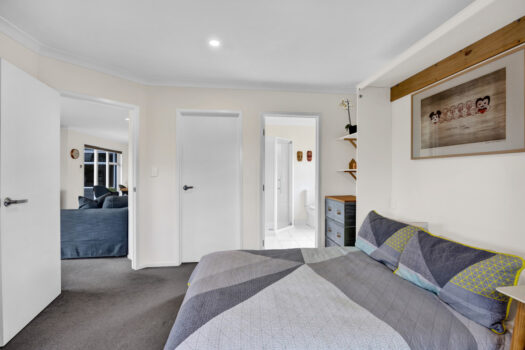 Modern & Carefree – Space for the Sheep