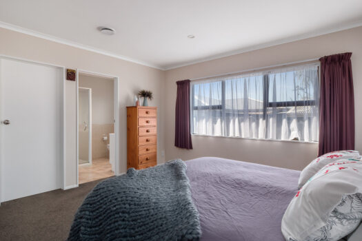 Central Mount Family Living