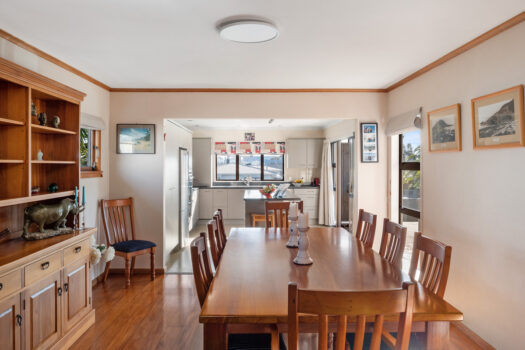 Central Mount Family Living