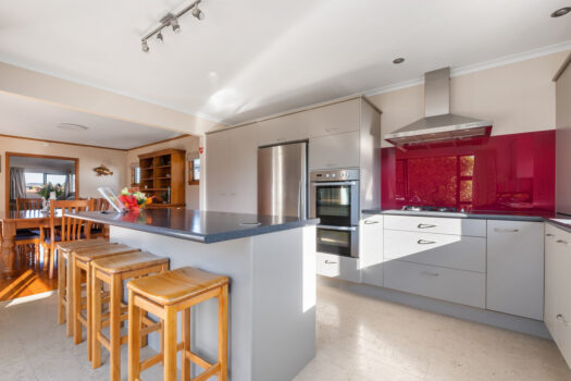 Central Mount Family Living