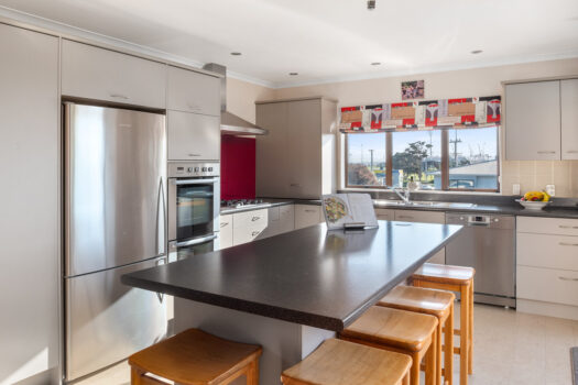 Central Mount Family Living