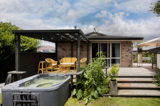 Motivated Vendors – Dive In Now!