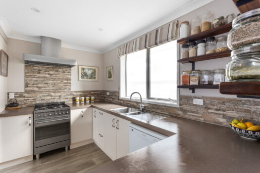 Motivated Vendors – Dive In Now!