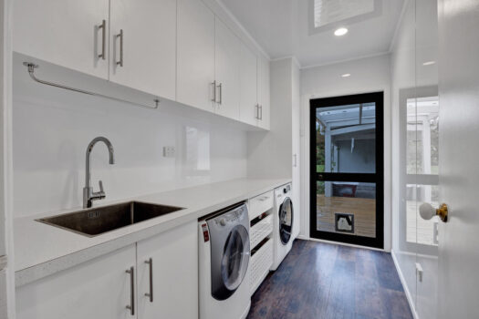 Spectacular Views on Oakura Fringe