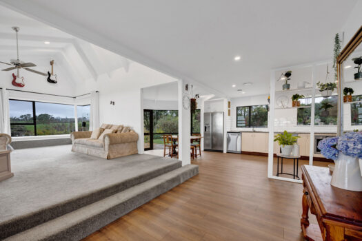 Spectacular Views on Oakura Fringe