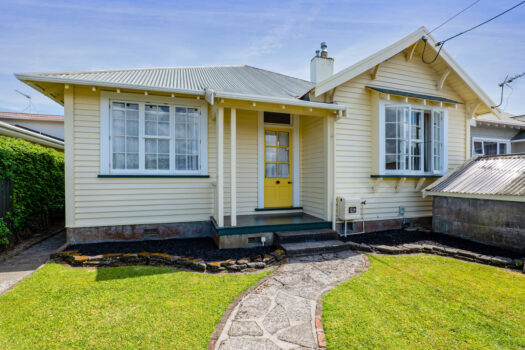 1920’s cottage with a twist!