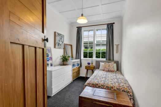 1920’s cottage with a twist!