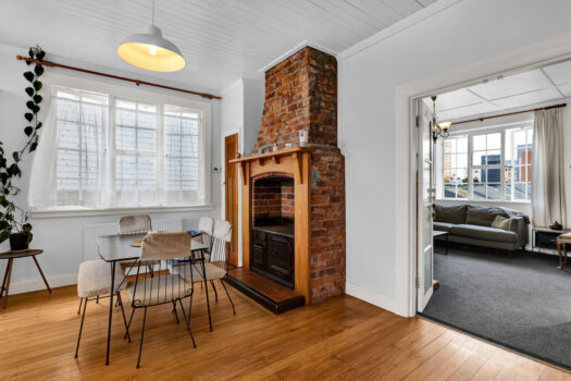 1920’s cottage with a twist!