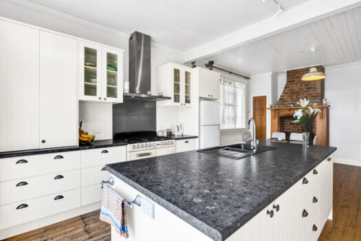 1920’s cottage with a twist!