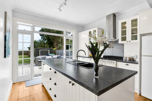 1920’s cottage with a twist!