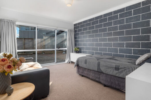 Action Wanted On Gordon Road Beach Abode!