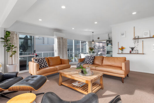 Action Wanted On Gordon Road Beach Abode!