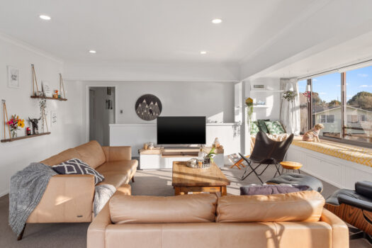 Action Wanted On Gordon Road Beach Abode!