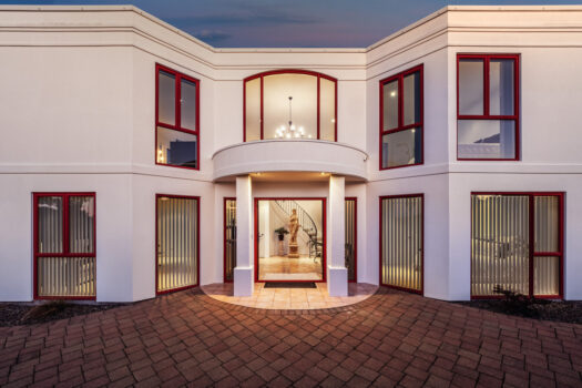 Front Row Waterfront Position