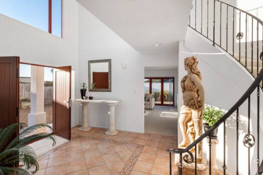 Front Row Waterfront Position