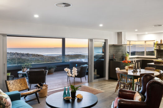 Absolute Beachfront Lifestyle