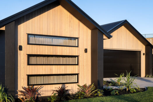 AUCTION THIS THURSDAY @ 4pm