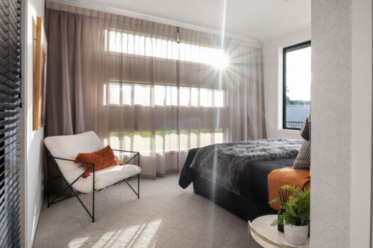 AUCTION THIS THURSDAY @ 4pm