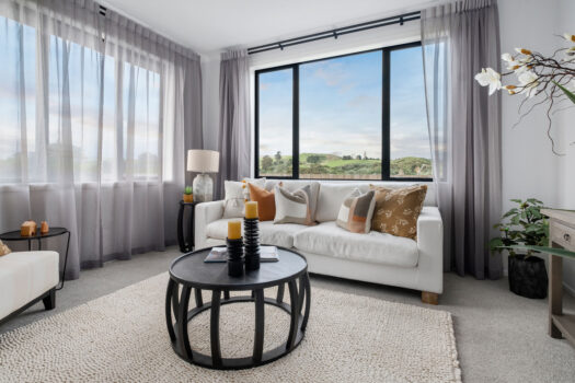 AUCTION THIS THURSDAY @ 4pm