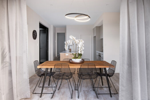 AUCTION THIS THURSDAY @ 4pm