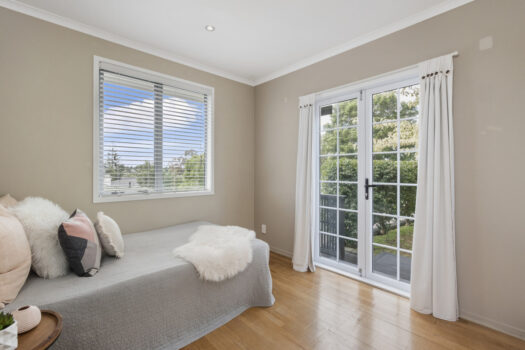 Bungalow Beauty, Options Galore!