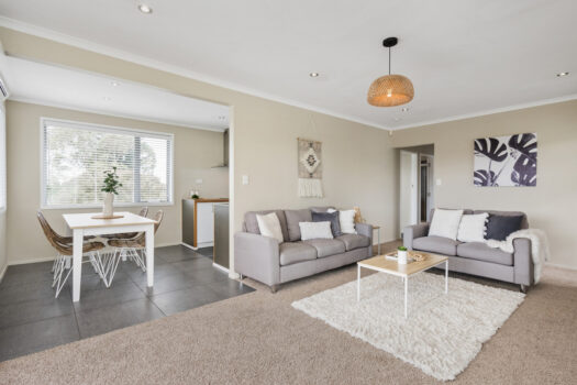 Bungalow Beauty, Options Galore!