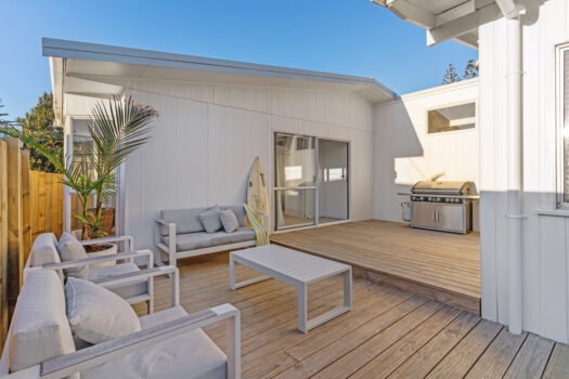 Motivated Vendors Relocating