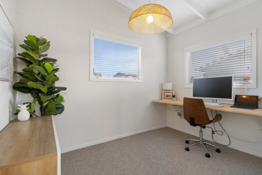 Motivated Vendors Relocating