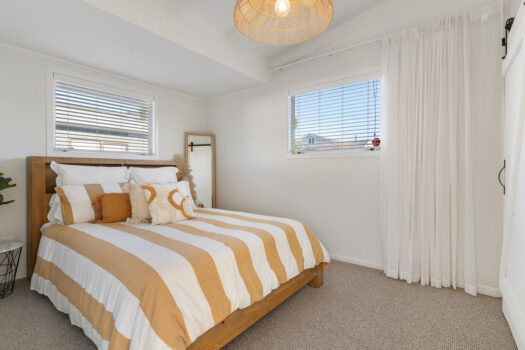 Motivated Vendors Relocating