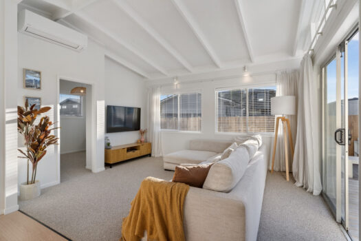 Motivated Vendors Relocating