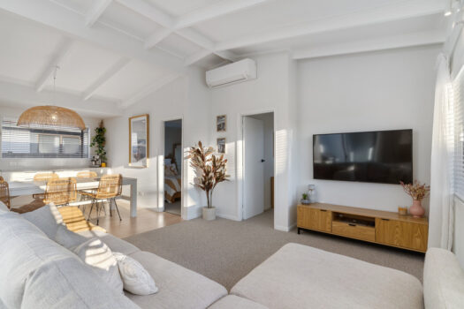 Motivated Vendors Relocating