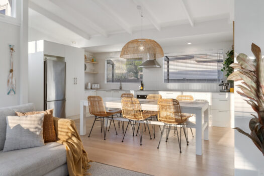 Motivated Vendors Relocating