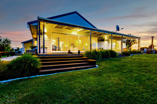 Spectacular Views – Family Home on Oakura Fringe