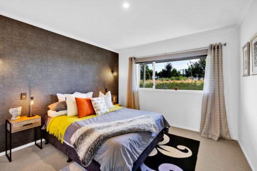 Spectacular Views – Family Home on Oakura Fringe