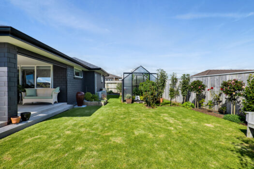 Easy care, modern living