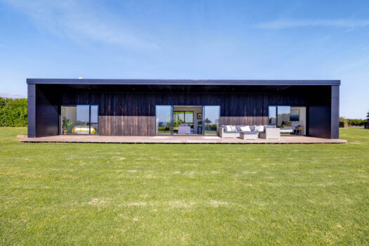 Contemporary Coastal Getaway