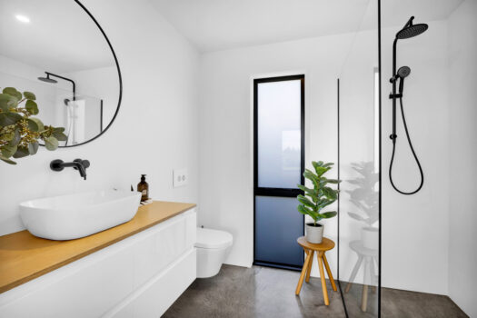 Contemporary Coastal Getaway