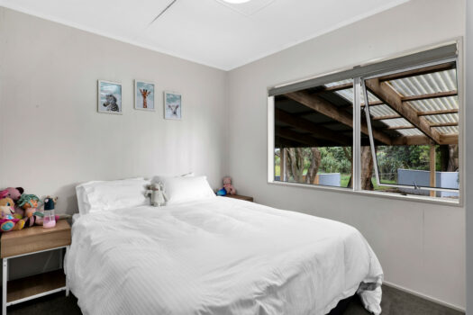 Lifestyle entry in popular Oakura