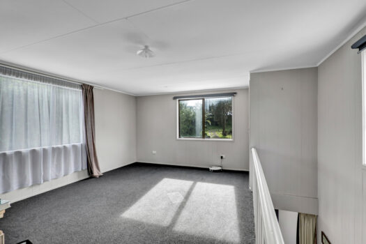 Lifestyle entry in popular Oakura