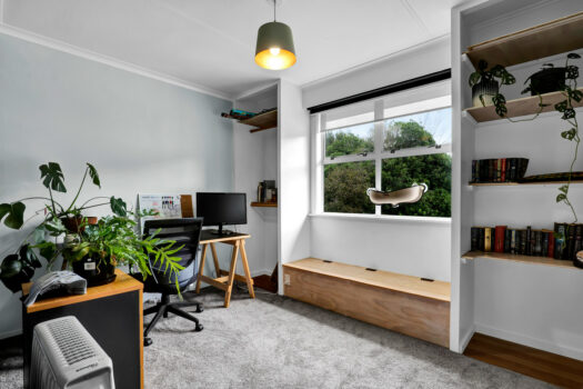 Immaculate, storage galore!