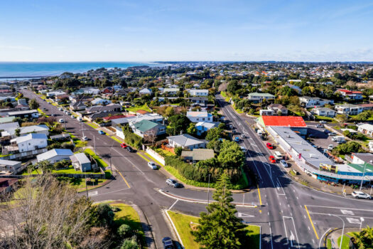 Cute & Cosy in a Great Location!