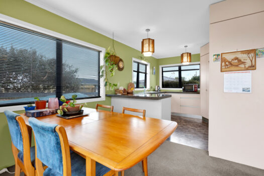 Lock up and leave in prime location!