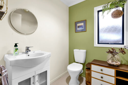 Lock up and leave in prime location!