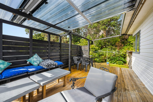 PRICE REDUCED – XL Family Home, Amazing Views!