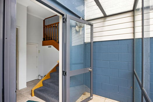 PRICE REDUCED – XL Family Home, Amazing Views!