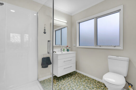 Relaxed Village Vibes