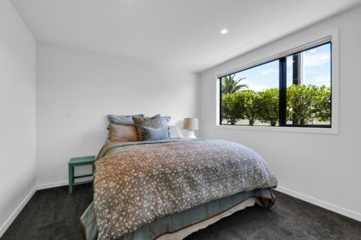 Exceptional Setting, Easy Care