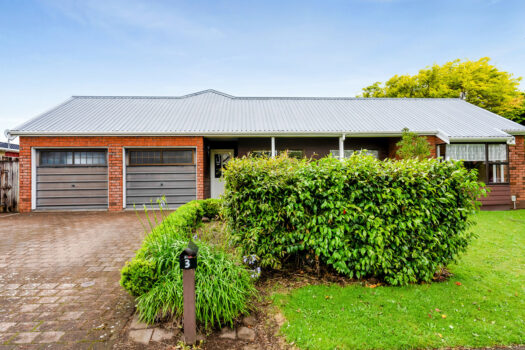 Family Friendly Size and Location!